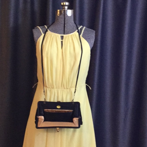 Elegant Ande’ Black Women’s 3 in 1 Bag - Picture 5 of 6